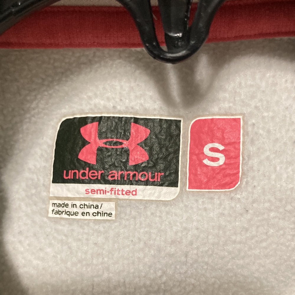 Sweatshirt - Picture 2 of 3